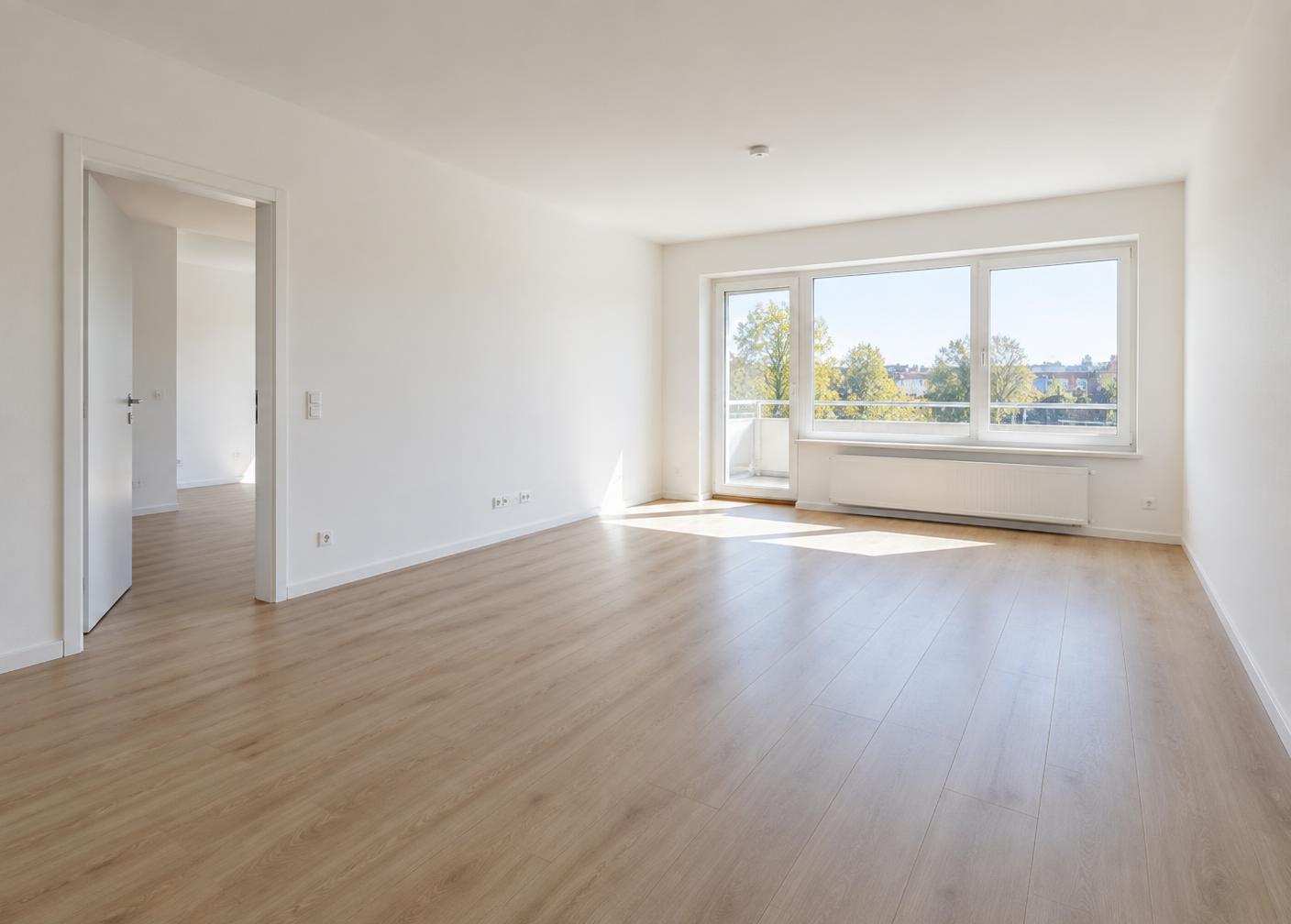 Frisch gereinigte, leere Wohnung vor der Übergabe